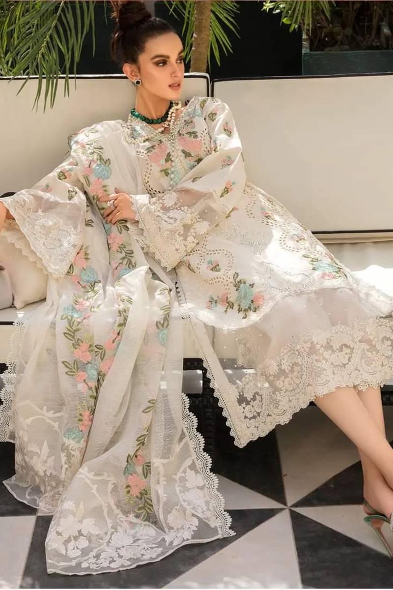 MONSOON BLOOMS DHANAK Three Piece WInter Collection FCC