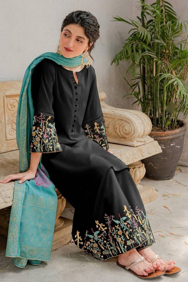 Lawn Embroidered three piece SL-882