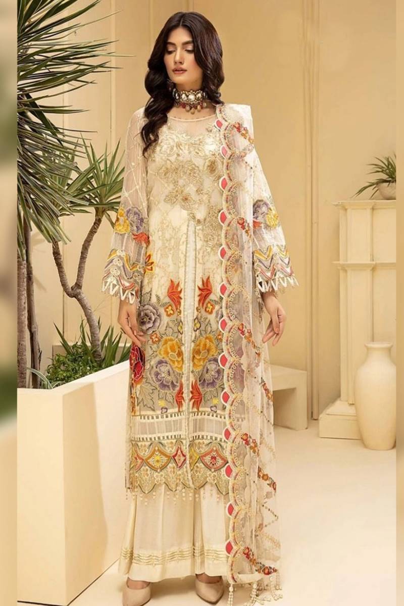 Maria b Embroidered Lawn Three Piece Summer Collection SR-106